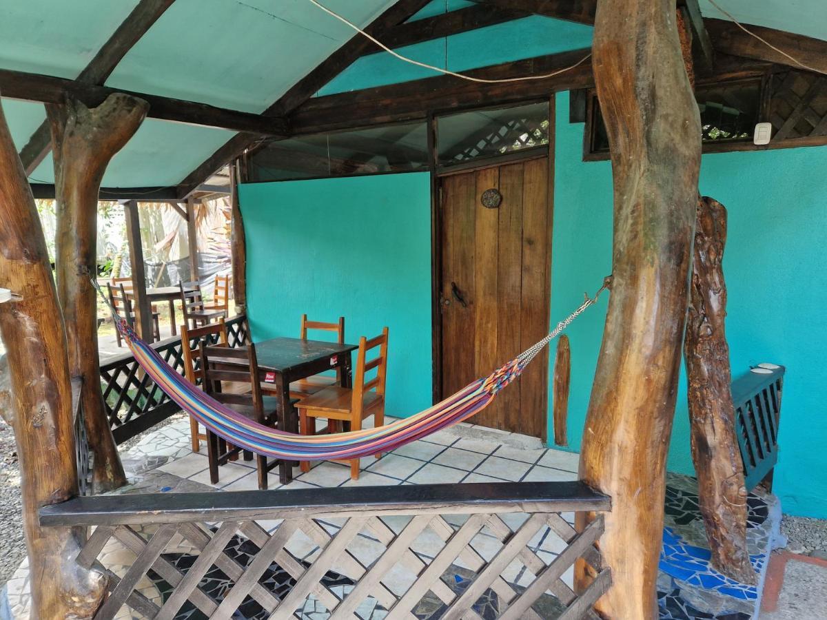 Playa Negra Brewing Beachfront Hotel Puerto Viejo de Talamanca Dış mekan fotoğraf