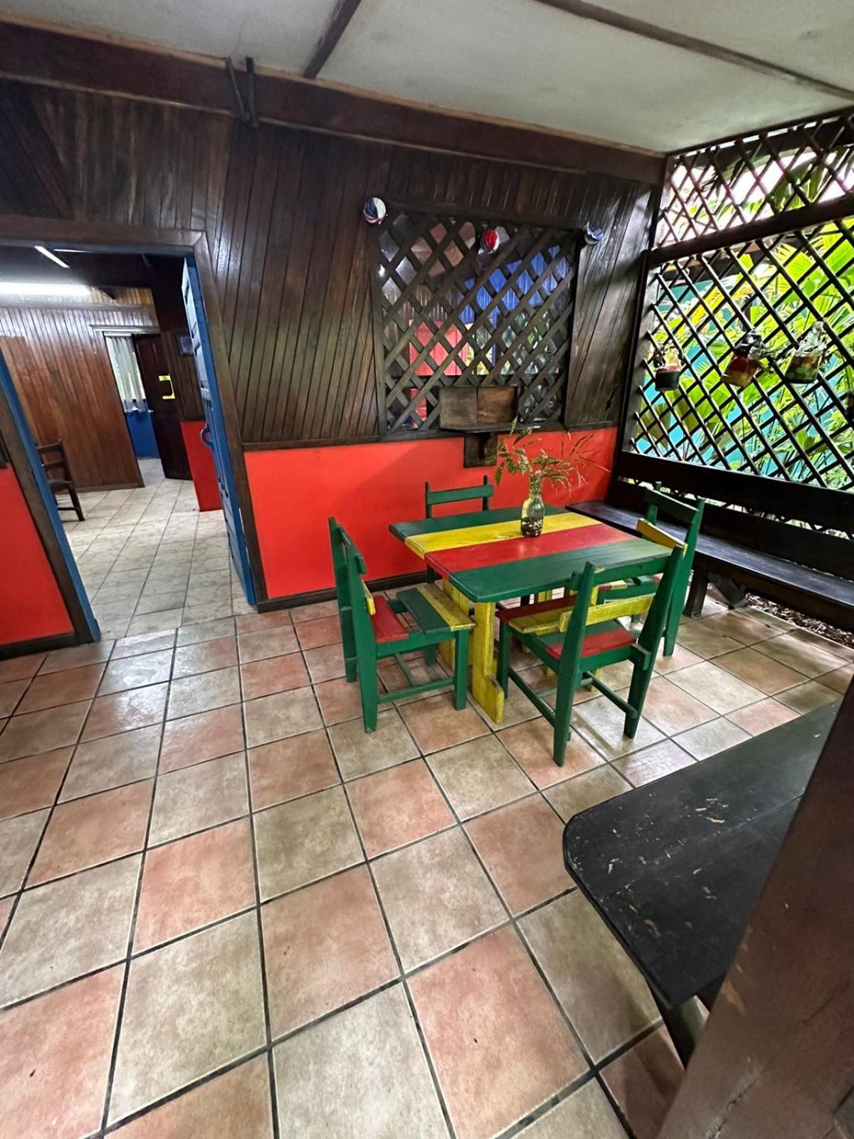 Playa Negra Brewing Beachfront Hotel Puerto Viejo de Talamanca Dış mekan fotoğraf