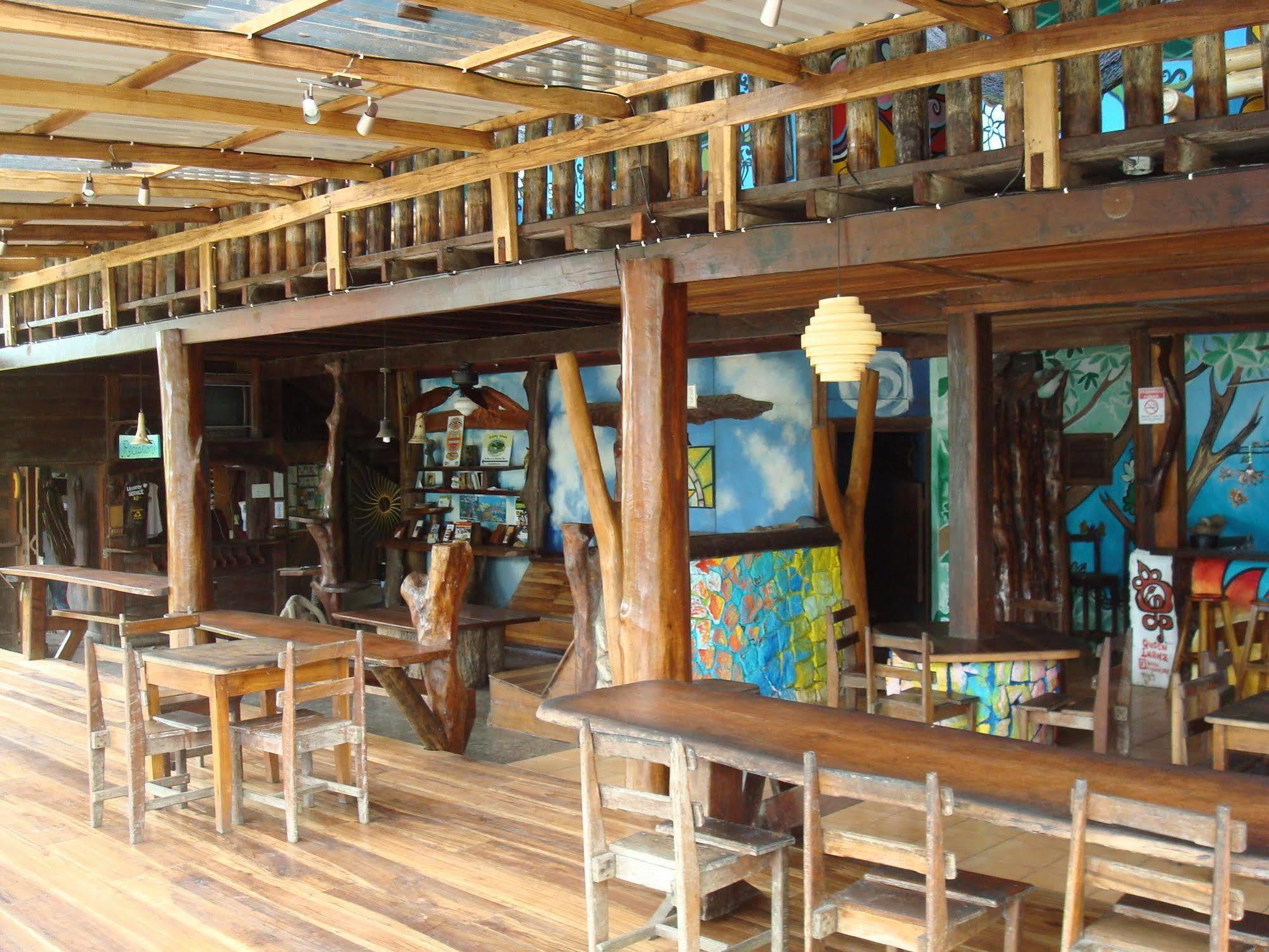 Playa Negra Brewing Beachfront Hotel Puerto Viejo de Talamanca Dış mekan fotoğraf